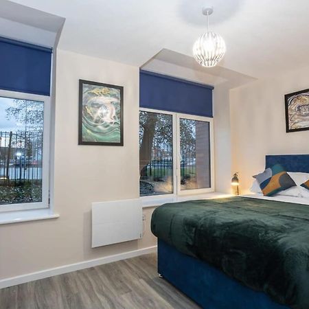Lovely 1 Bedroom Apartment In Manchester Bagian luar foto