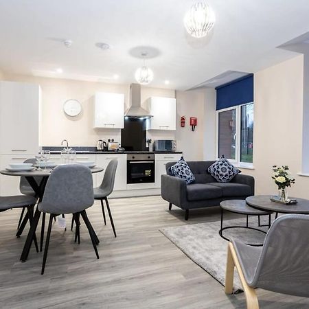 Lovely 1 Bedroom Apartment In Manchester Bagian luar foto